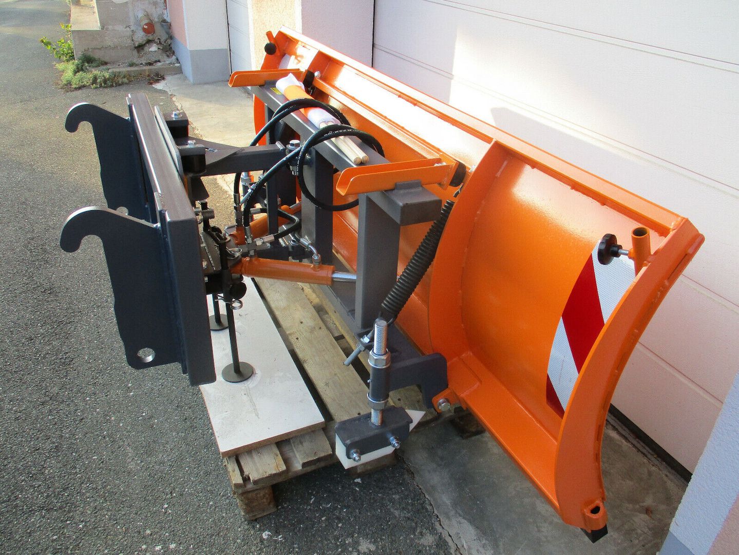 Räumschild Schneeschild Schneepflug für Radlader Kramer 240cm Neu