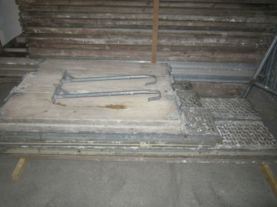 Gerüst Baugerüst Hünnebeck BOSTA 70 400m²