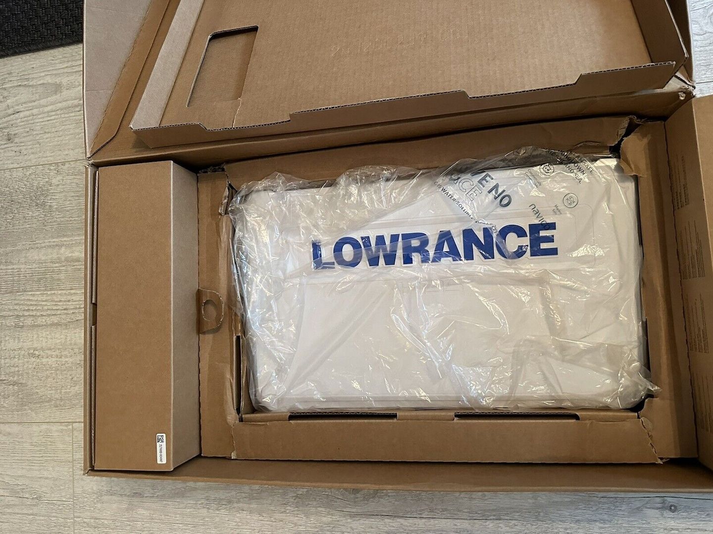 Lowrance HDS Pro 16 ohne Geber, Kartenplotter, Sonar, Fischfinder