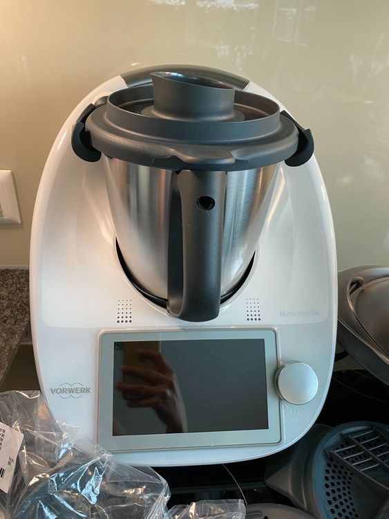 Thermomix TM6 NEU inklusive viel Zubehör