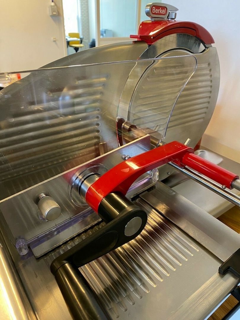 Berkel Aufschnittmaschine 834 S RAL Farbe 3003