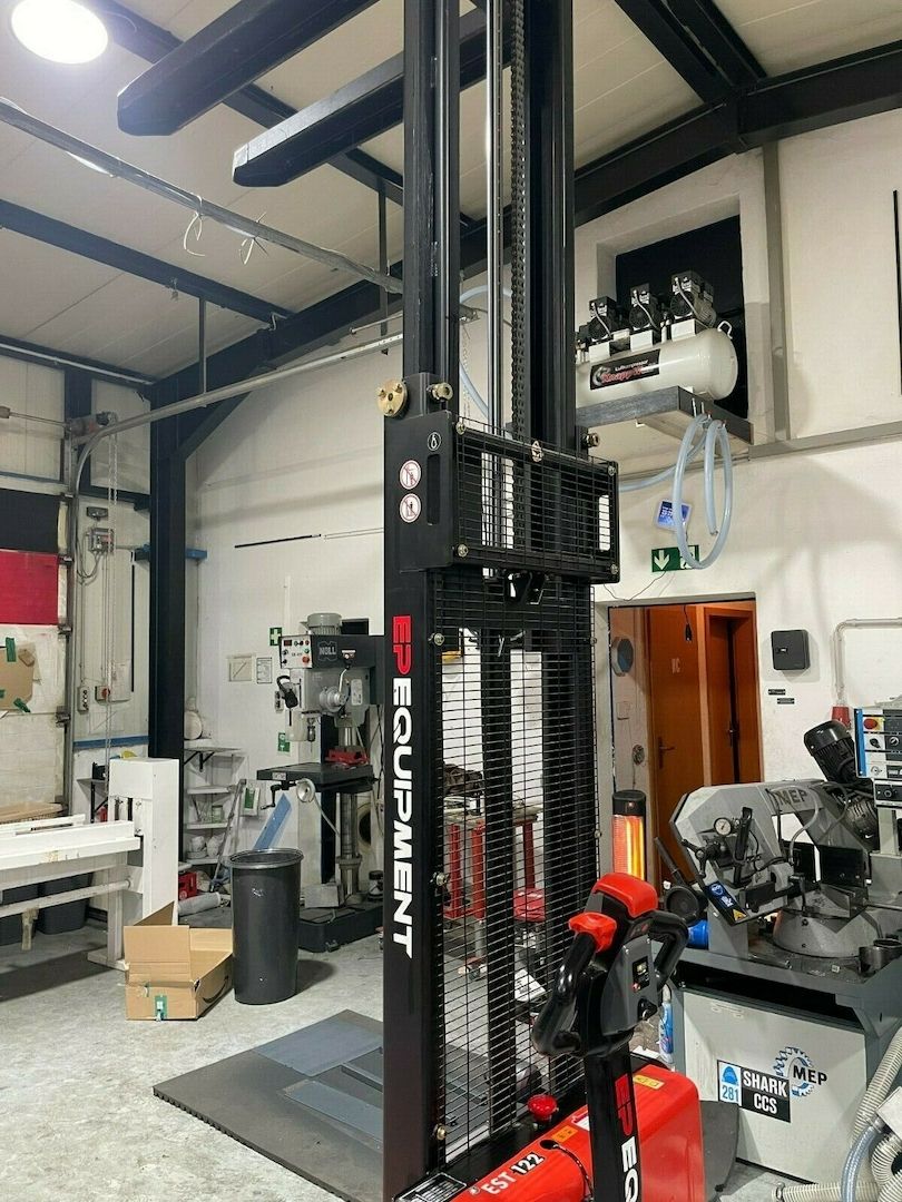 EP EQUIPMENT Ameise hubwagen, max. 3300mm Hub- 1.500kg