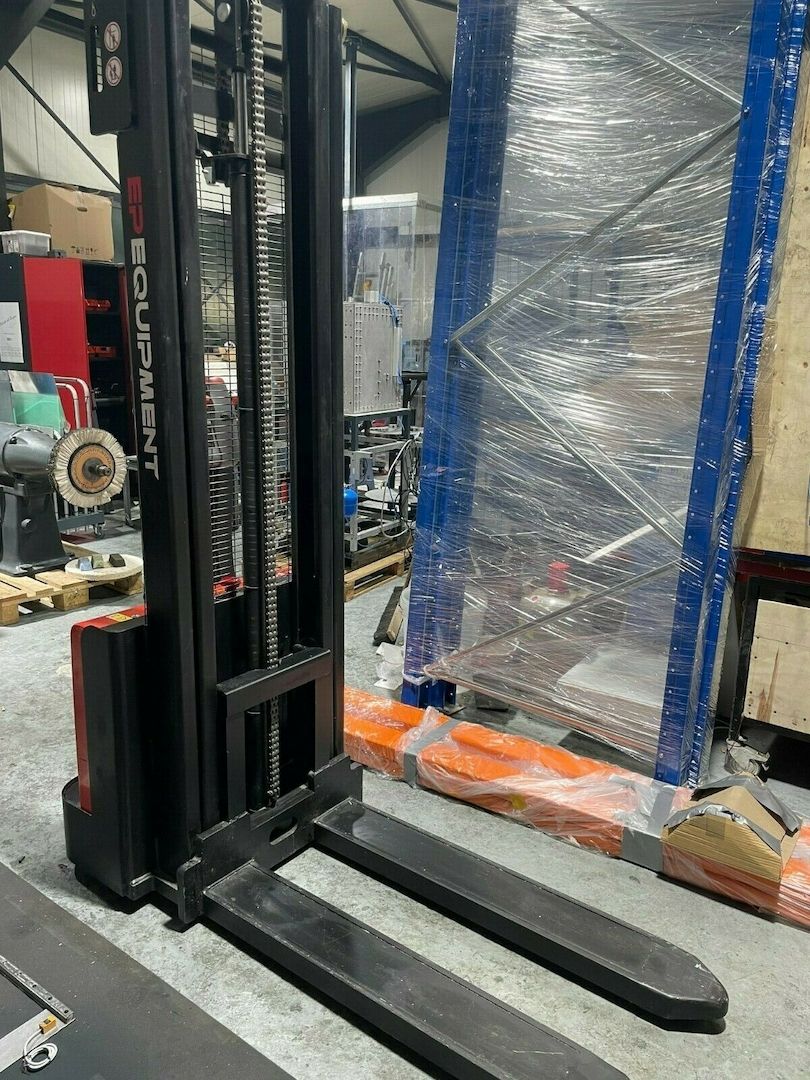 EP EQUIPMENT Ameise hubwagen, max. 3300mm Hub- 1.500kg