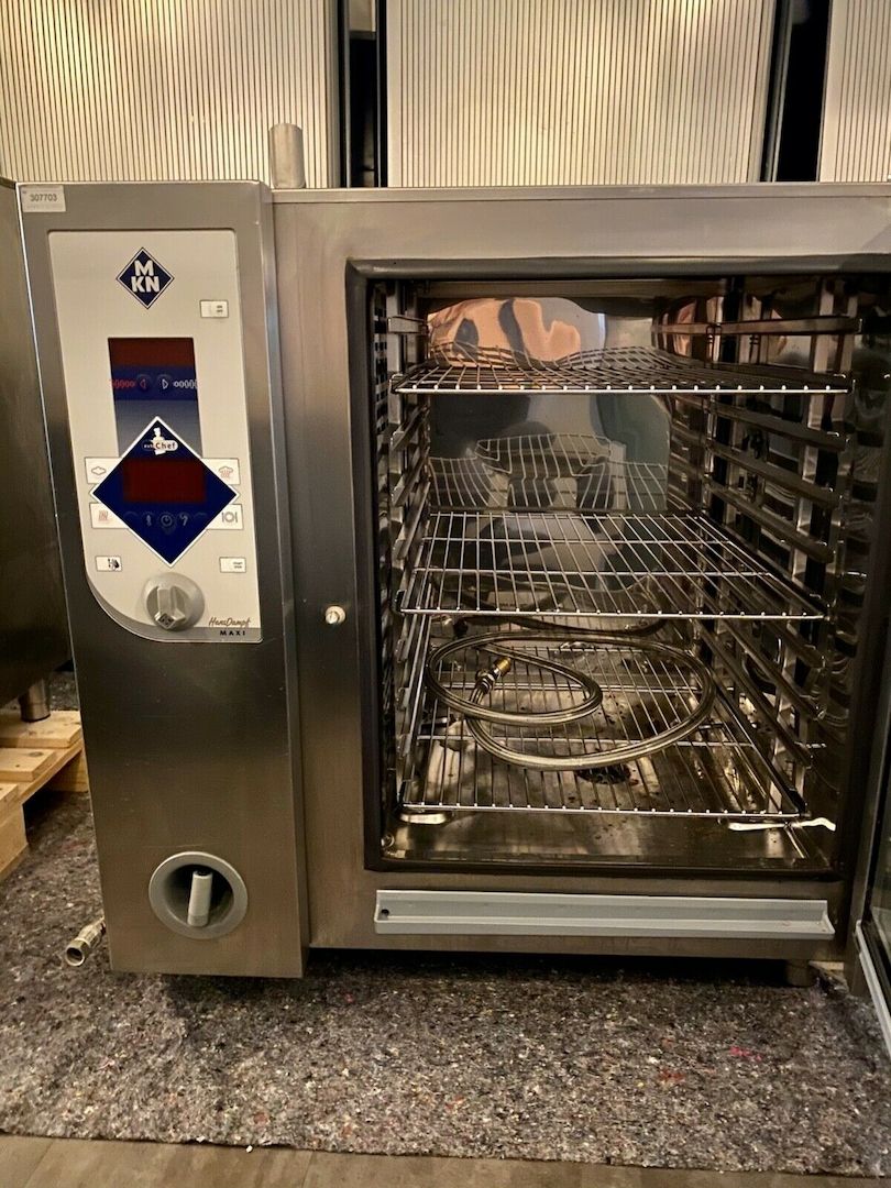 Leistungsstarker MKN-Elektrokombidämpfer autoChef für 10x 11 GN-Behälter