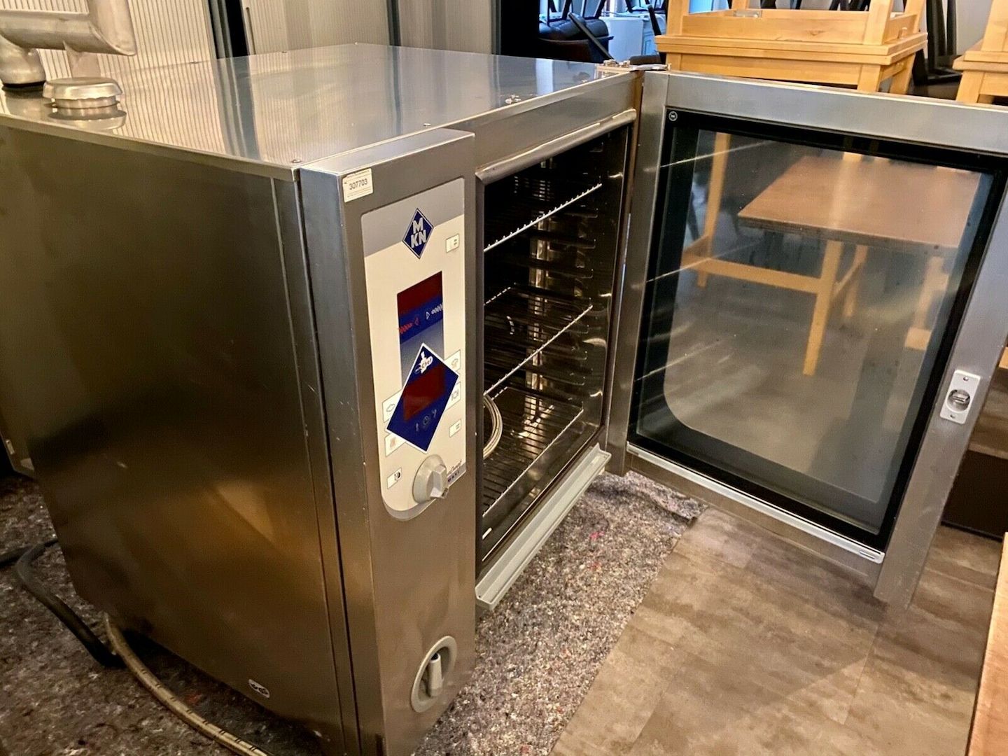 Leistungsstarker MKN-Elektrokombidämpfer autoChef für 10x 11 GN-Behälter