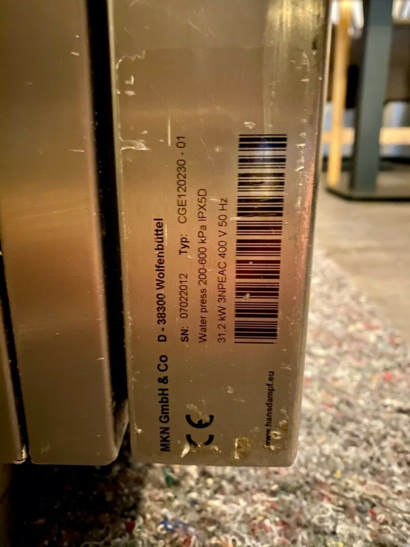 Leistungsstarker MKN-Elektrokombidämpfer autoChef für 10x 11 GN-Behälter