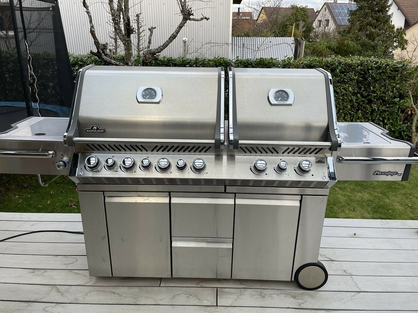 Napoleon Prestige Pro 825