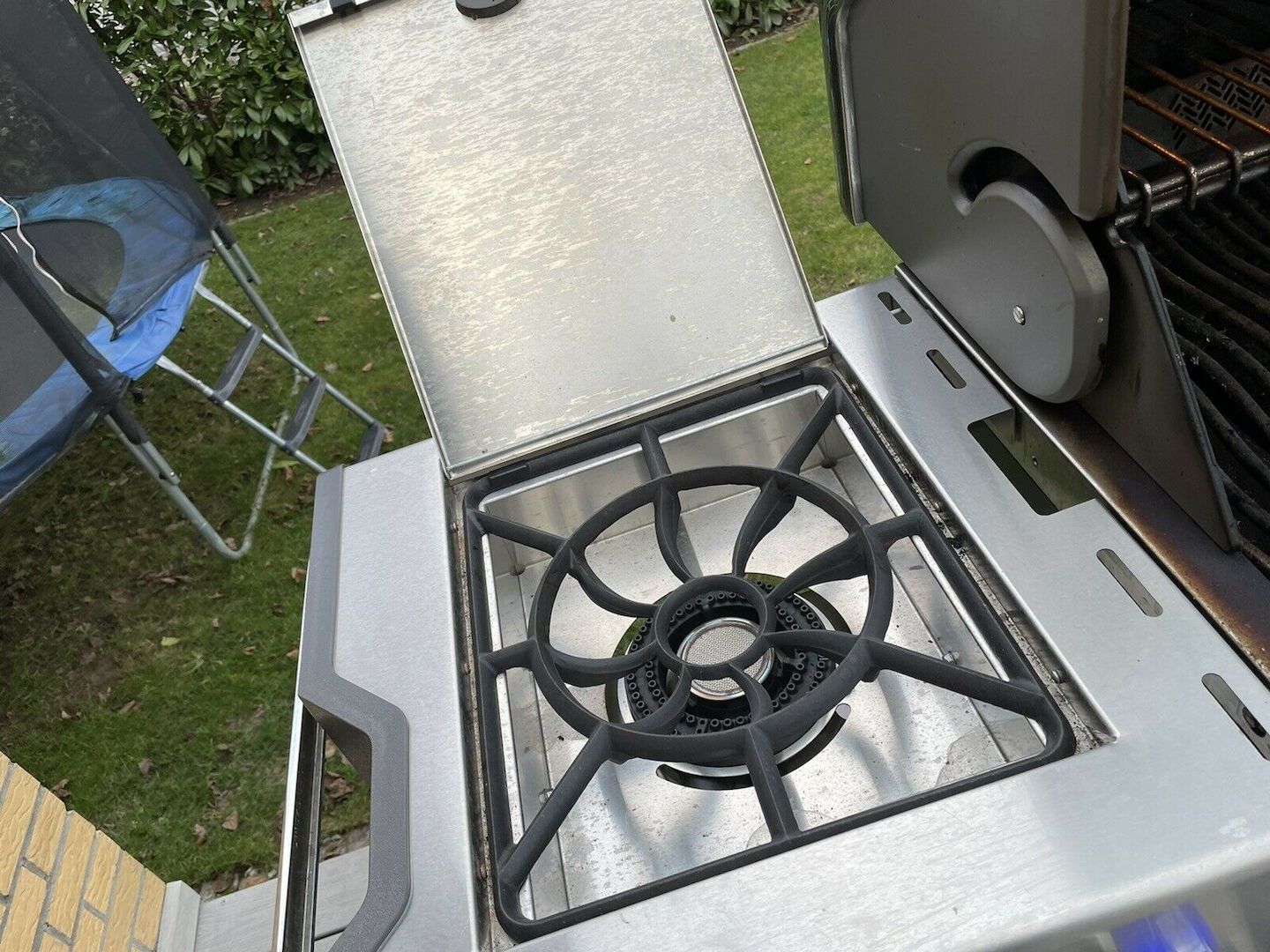 Napoleon Prestige Pro 825