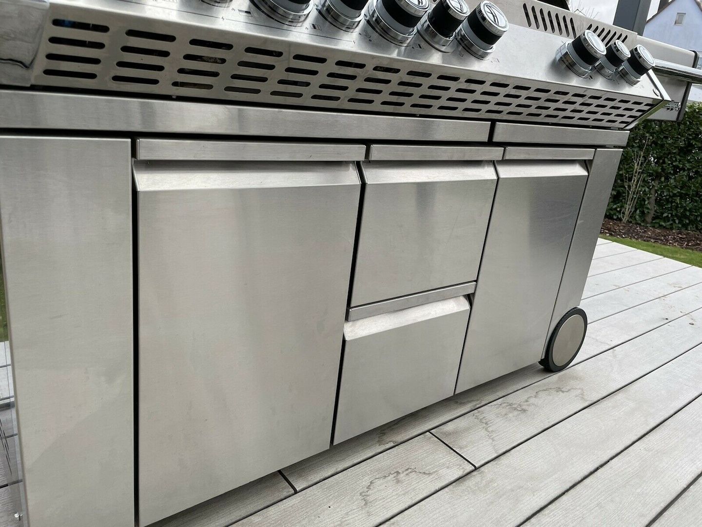 Napoleon Prestige Pro 825