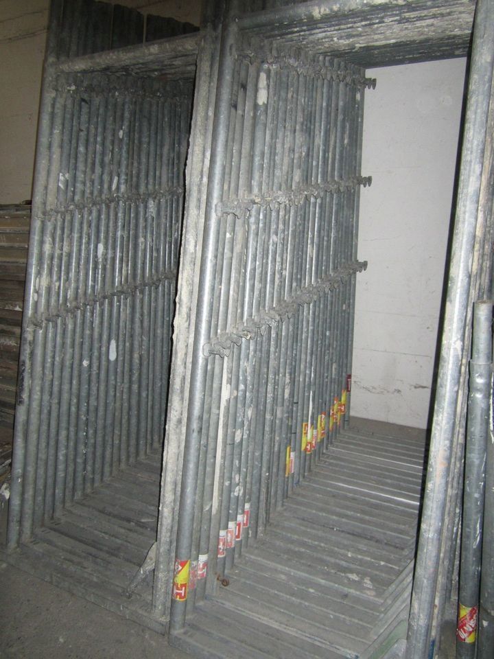 Gerüst Baugerüst Hünnebeck BOSTA 70 400m²