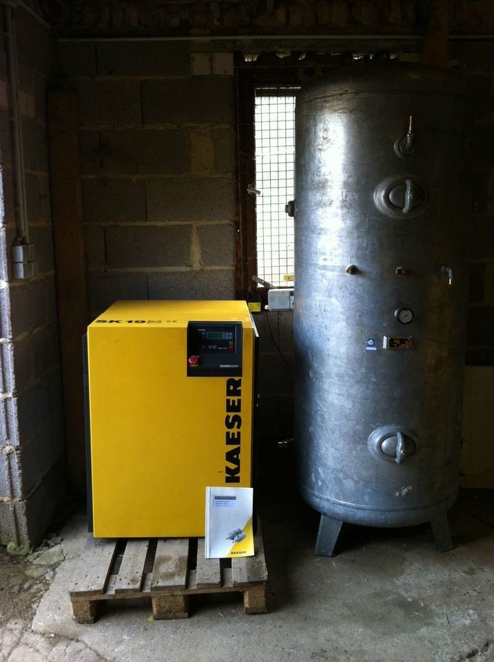 Kaeser Kompressor Kompressoranlage Druckluft Schraubenkompressor Druckluftkessel