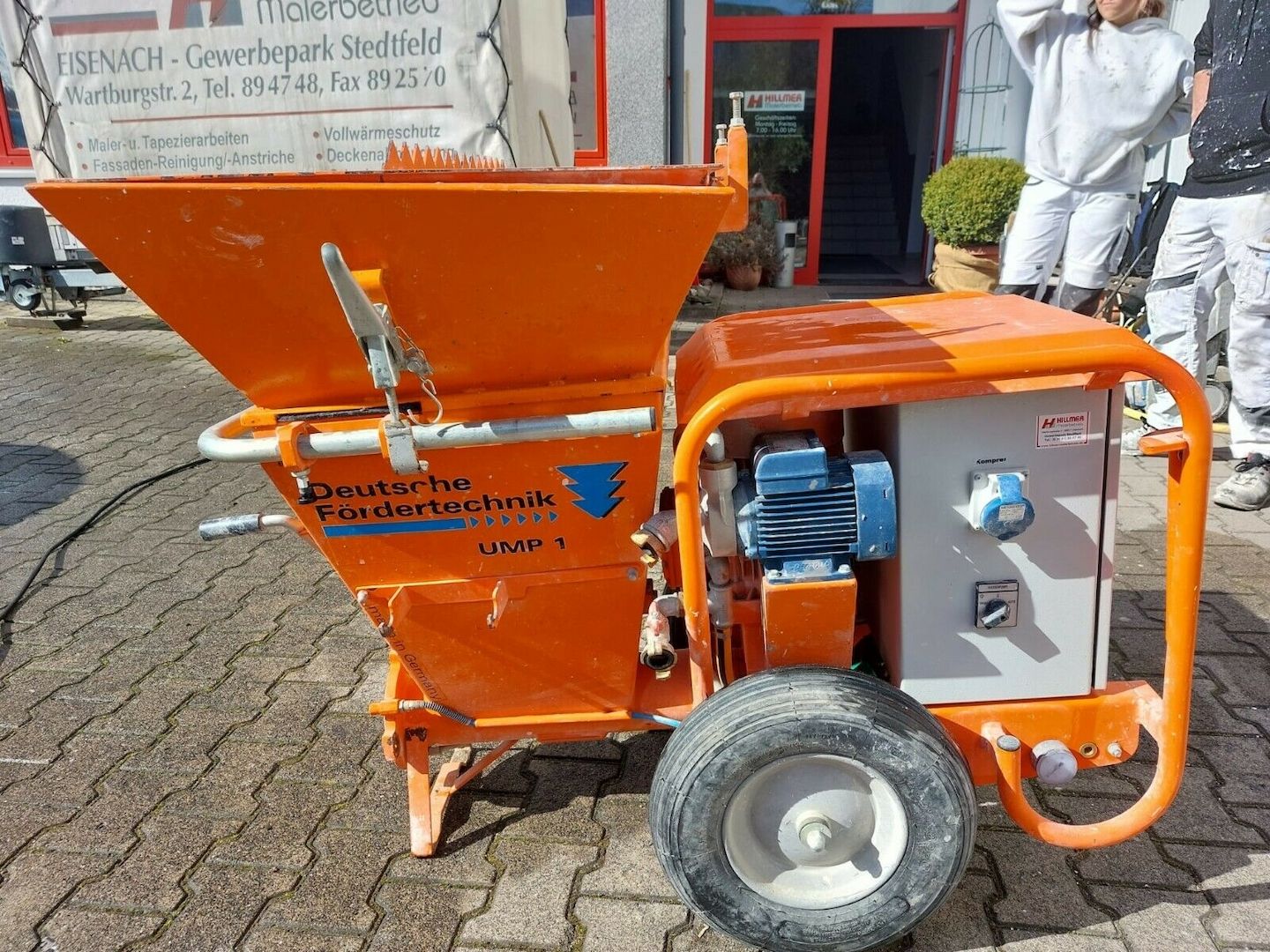 Putzmaschine UMP 1 Dualpower, umschaltbar 230V400V, 16A mit 3,0 kW-Pumpe