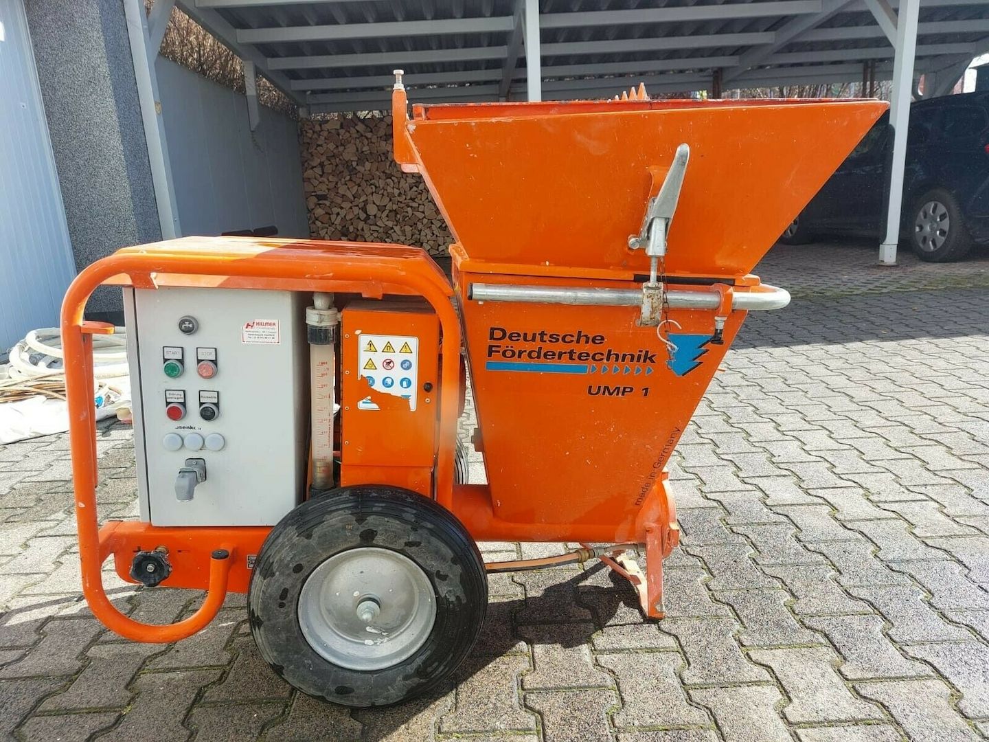Putzmaschine UMP 1 Dualpower, umschaltbar 230V400V, 16A mit 3,0 kW-Pumpe