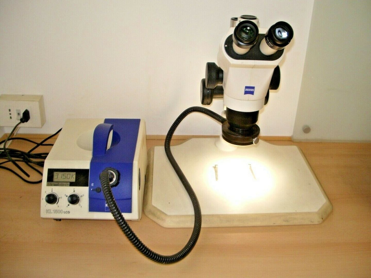 Stereomikroskop Carl Zeiss Stemi 2000-C mit KL 1500 LCD,Mikroskop,Kavo,SAM,Panad