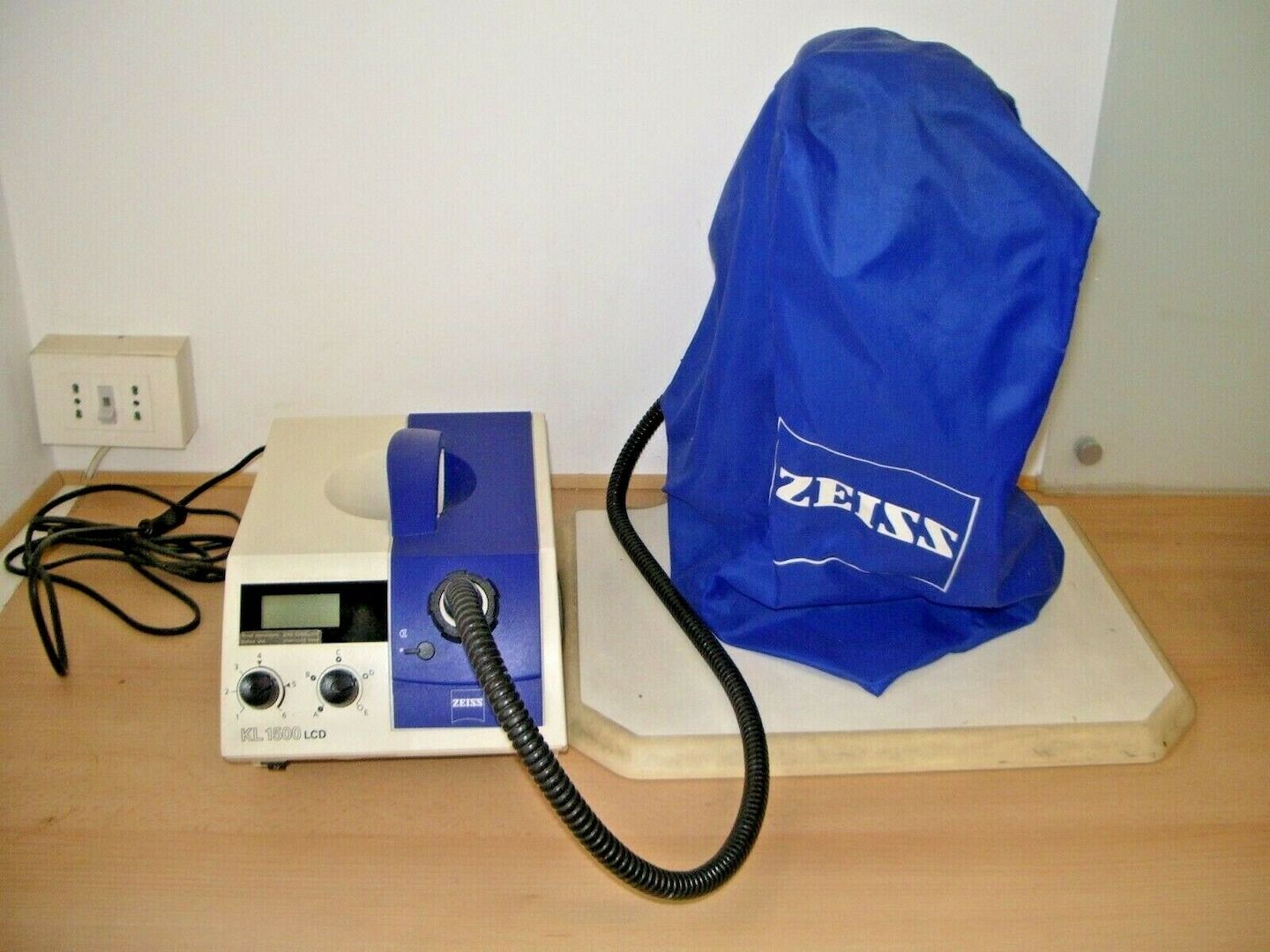 Stereomikroskop Carl Zeiss Stemi 2000-C mit KL 1500 LCD,Mikroskop,Kavo,SAM,Panad