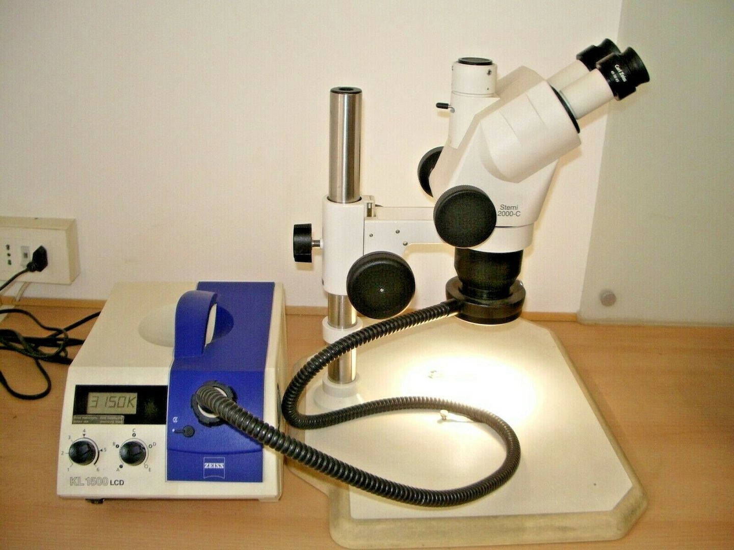 Stereomikroskop Carl Zeiss Stemi 2000-C mit KL 1500 LCD,Mikroskop,Kavo,SAM,Panad