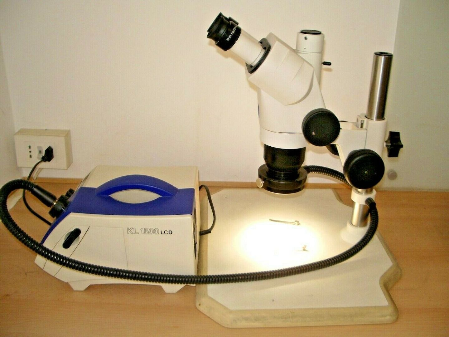 Stereomikroskop Carl Zeiss Stemi 2000-C mit KL 1500 LCD,Mikroskop,Kavo,SAM,Panad