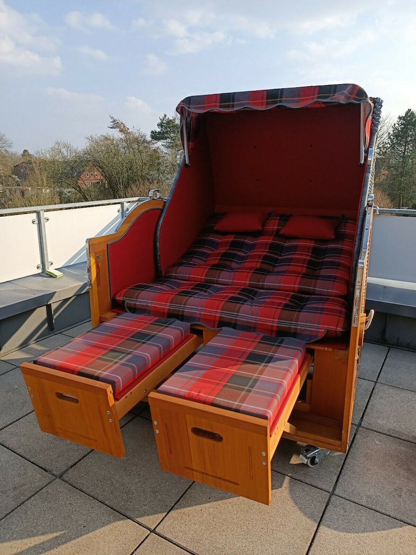 Strandkorb Liegemodell Comfort XL Anthrazit Rot Lärche Massiv Neuwertig Strandkorb Liegemodell Comfort XL Anthrazit Rot Lärche Massiv Neuwertig