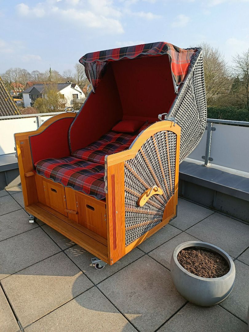 Strandkorb Liegemodell Comfort XL Anthrazit Rot Lärche Massiv Neuwertig Strandkorb Liegemodell Comfort XL Anthrazit Rot Lärche Massiv Neuwertig