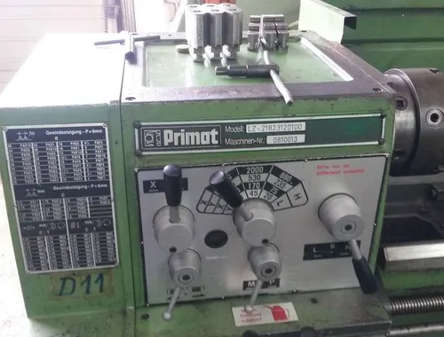 Drehmaschine PRIMAT mit Digitalanzeige