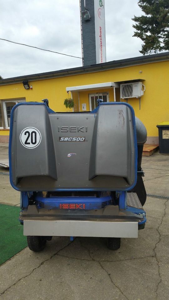 Rasentraktor Aufsitzmäher ISEKI SF 230 II LIFERUNG FREI!