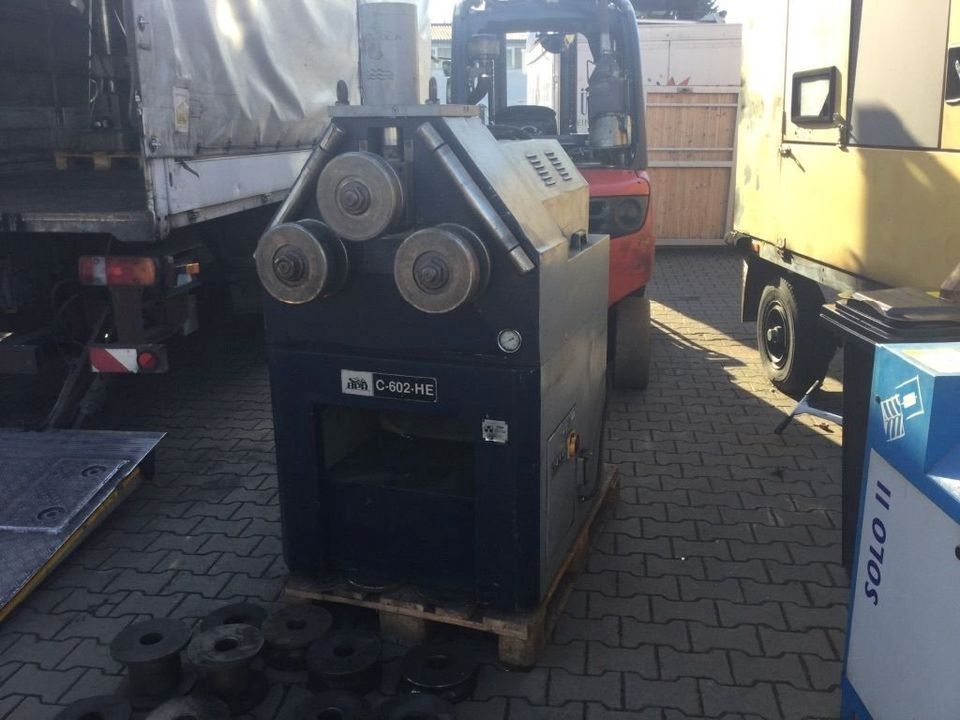 Ringbiegemaschine Rohrbiegemaschine