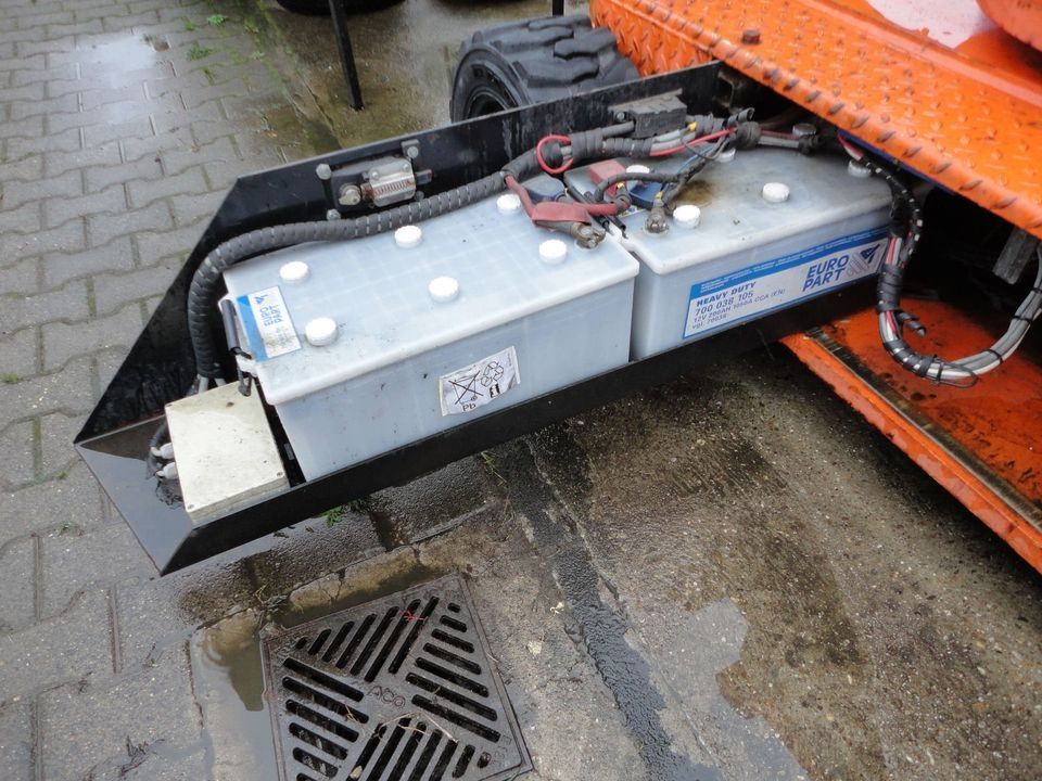 Sky High ST 120 Arbeitsbühne Hebebühne 12m