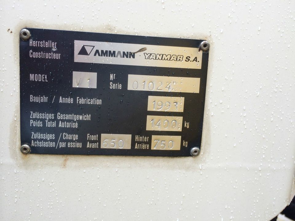 Ammann Yanmar V1 Kleinradlader Hoflader