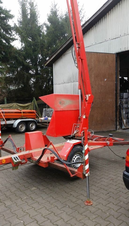 Anhänger Arbeitsbühne Steiger Hubsteiger Hebebühne KOMPLEX MARTIN