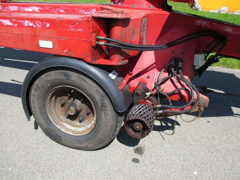 Anhänger-Arbeitsbühne DENKA LIFT - 23,5 Meter Arbeitshöhe