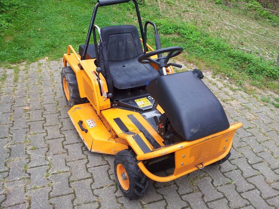 AS 9102 Enduro Hochgrasmäher Gestrüppmäher Aufsitzmäher Rasentraktor