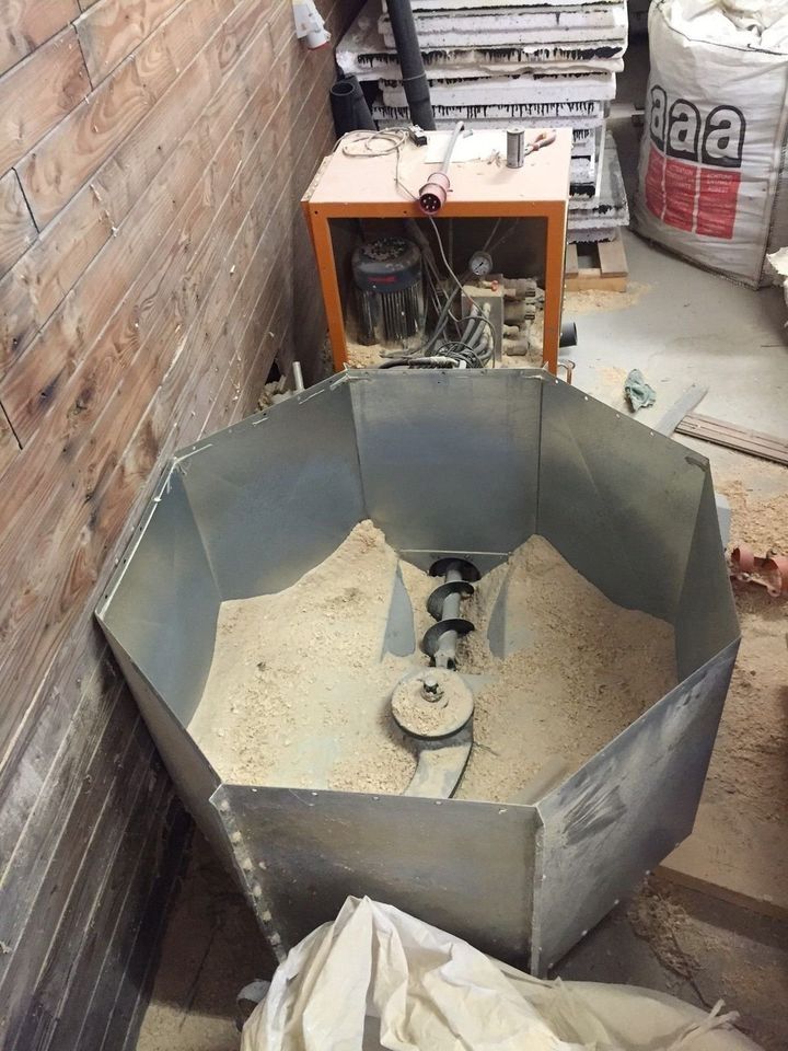 Brikettierpresse Brikettpresse Schuko Holzbrikettpresse 5,2 kW