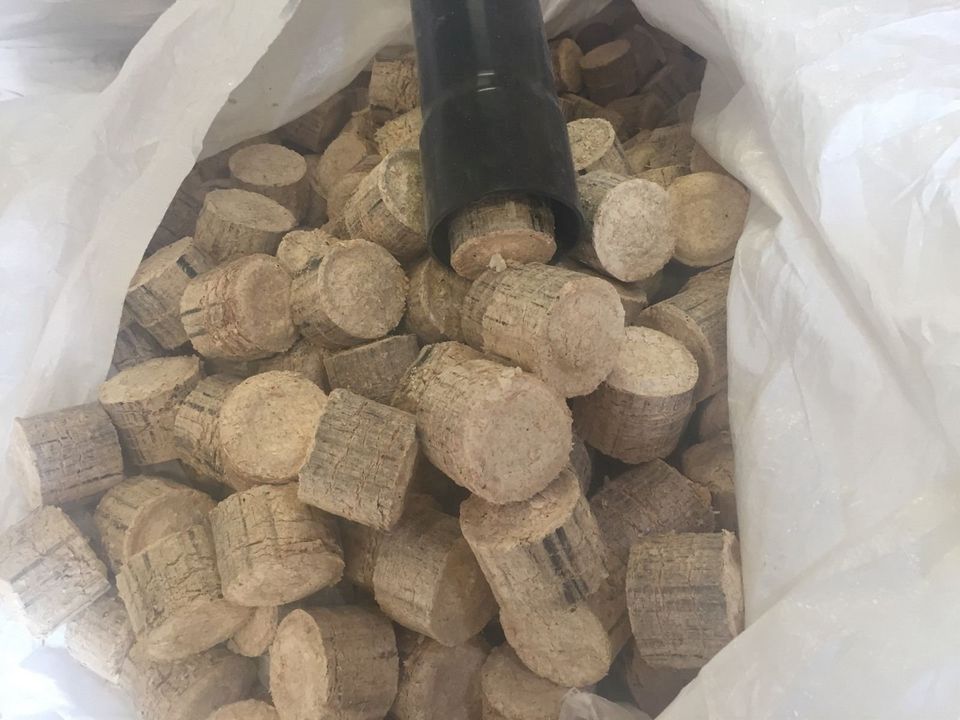 Brikettierpresse Brikettpresse Schuko Holzbrikettpresse 5,2 kW