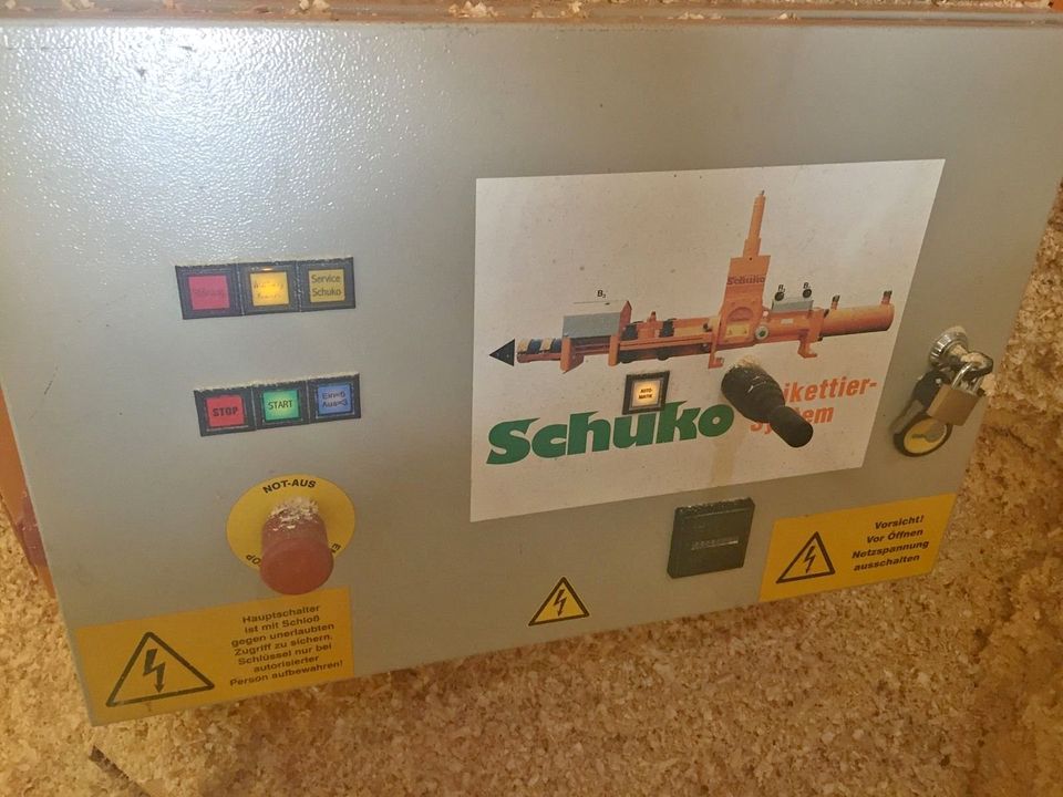 Brikettierpresse Brikettpresse Schuko Holzbrikettpresse 5,2 kW