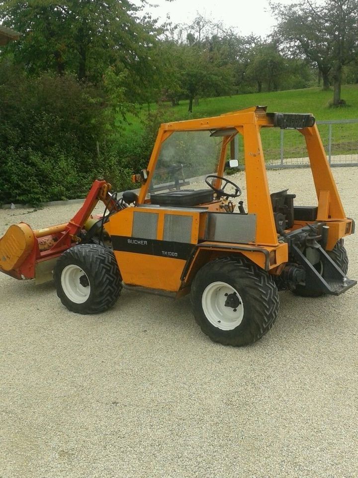 Bucher Aebi Humus Multifunktionstraktor Rasenmäher