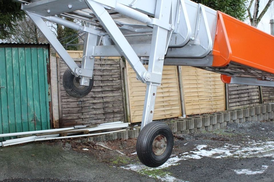 Dachdeckeraufzug Bauaufzug Schrägaufzug Böcker HD 31 K