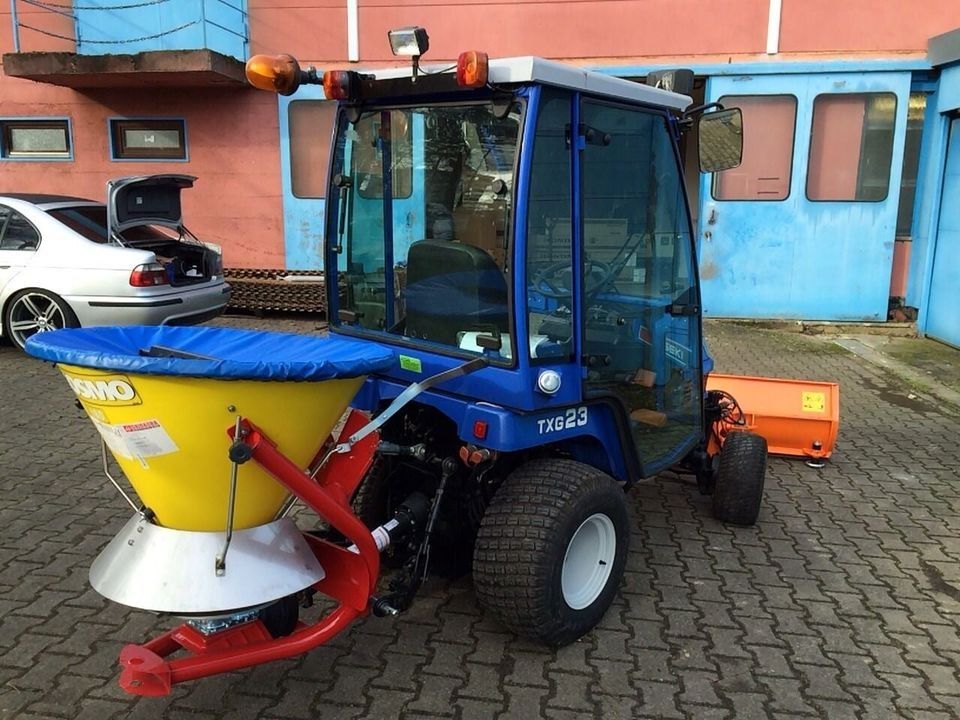 Iseki Kommunaltraktor TXG 23 Winterdienst
