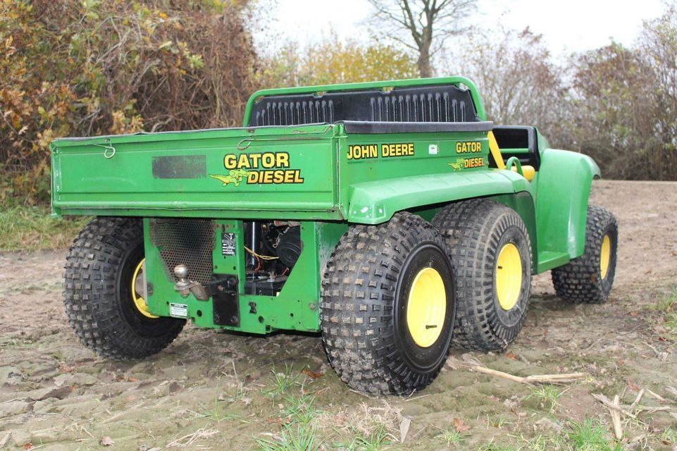 John Deere Gator 6x4 mit Dieselmotor