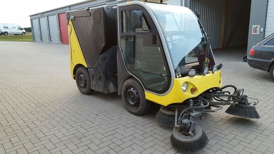 Kärcher ICC 2D Kehrmaschine, Kehrsaugmaschine Hochentleerung Top Zustand