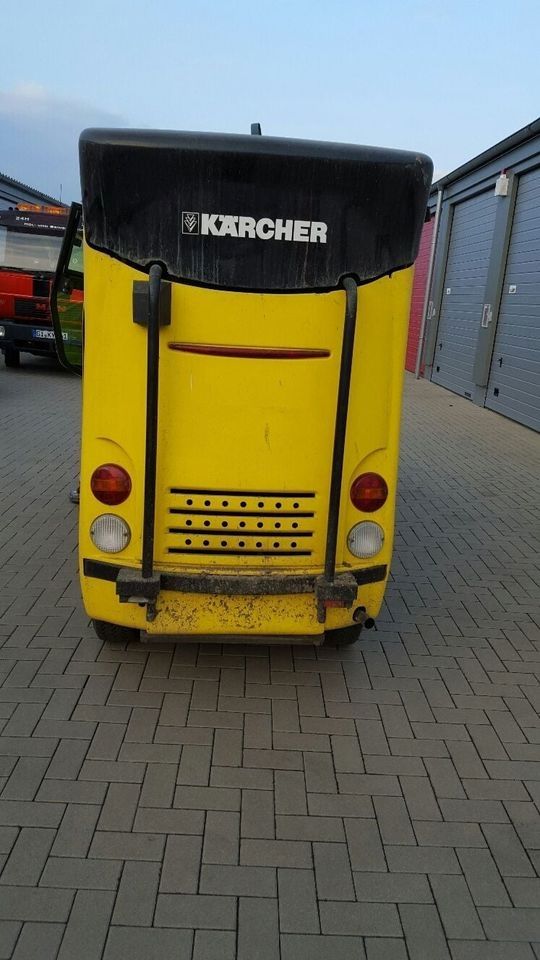 Kärcher ICC 2D Kehrmaschine, Kehrsaugmaschine Hochentleerung Top Zustand