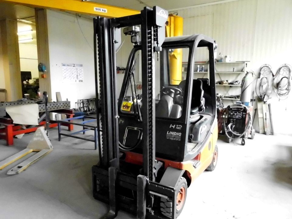 Linde Gabelstabler Typ H12 T-03 Baujahr 2003 mit Gasantrieb