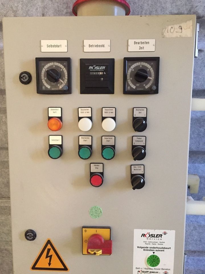 Rösler R 320 EC Gleitschleifen Trowalisiermaschine Gleitschleifanlage Entgraten