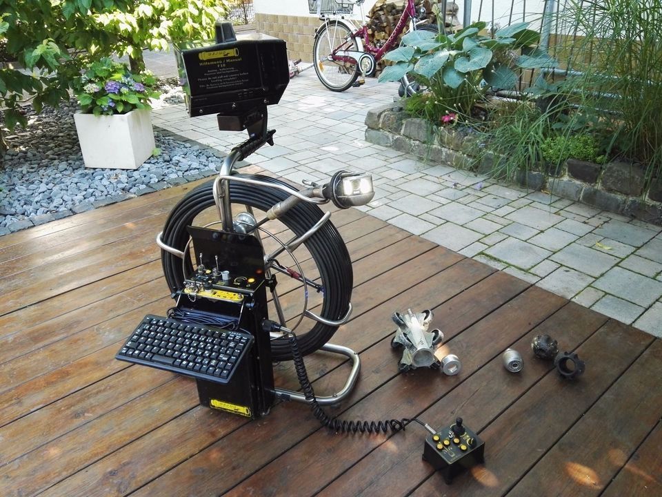 Schwenk- und Rotations-Kanal-TV-Anlage  2 Kameraköpfe  Rohr- + Kanalinspektion