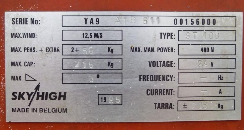 Selbstfahrender Hubsteiger von Sky High ST 100 Hubarbeitsbühne