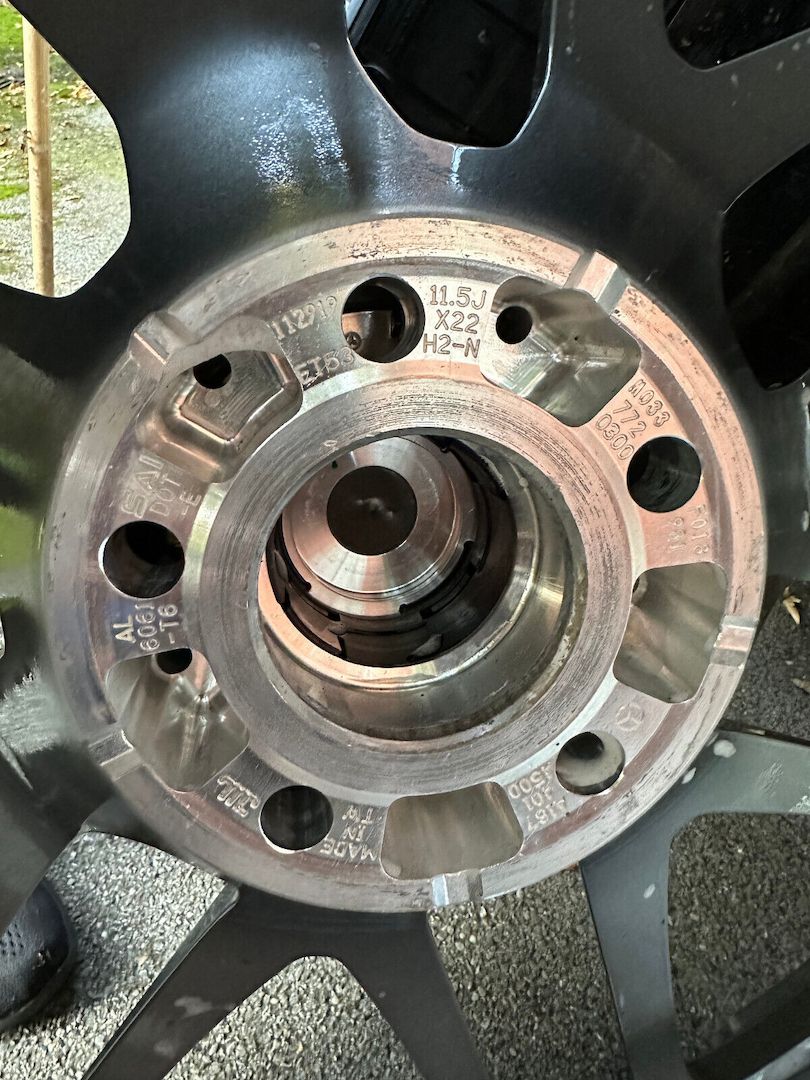 Mercedes GLE 63 W167 C167 AMG Felgen Sommersatz 22 Zoll