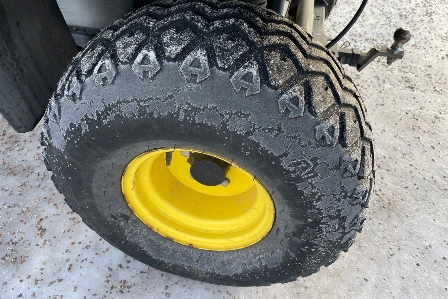 2014 John Deere gator hpx 4x4