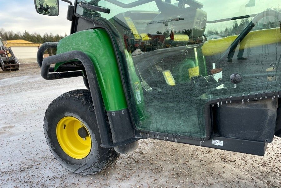 2014 John Deere gator hpx 4x4