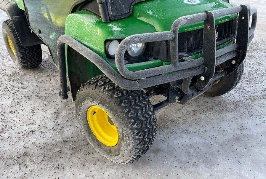 2014 John Deere gator hpx 4x4