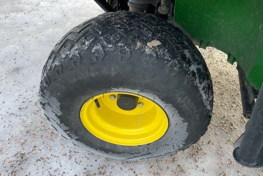 2014 John Deere gator hpx 4x4