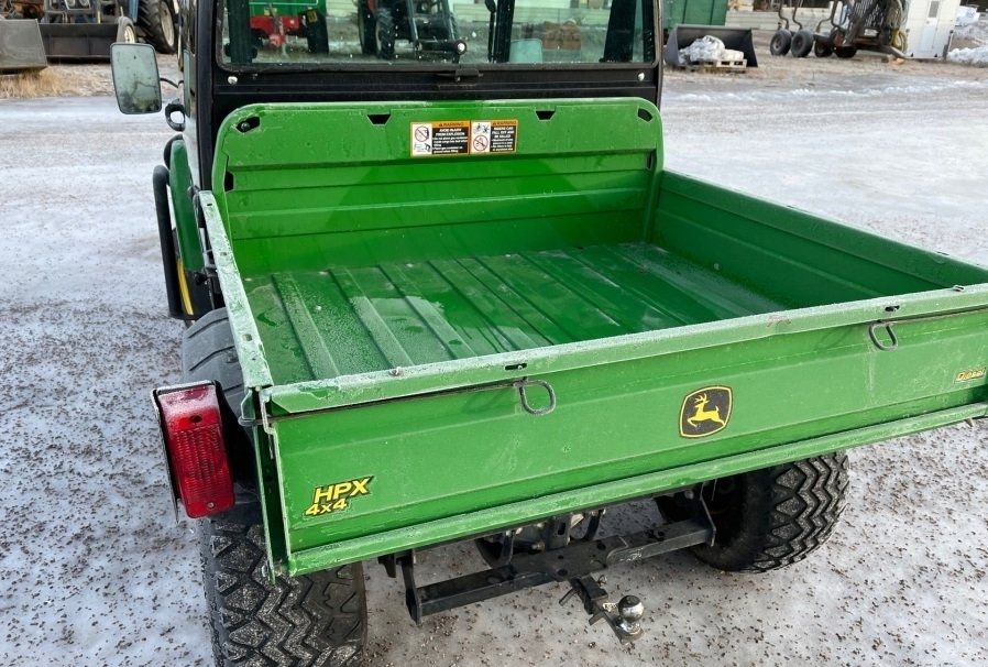 2014 John Deere gator hpx 4x4